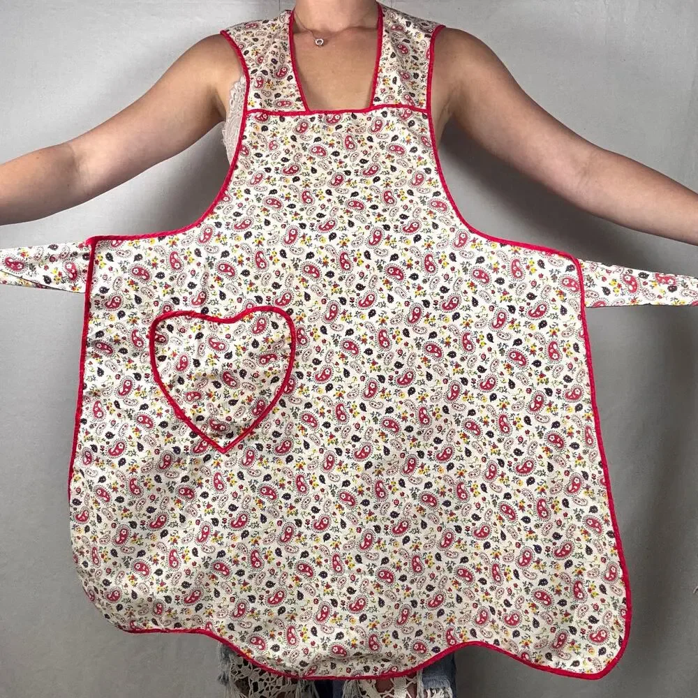 Vintage 1950s Sweetheart Bib Apron Paisley Floral Heart Pocket Red Trim MCM